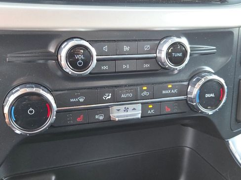 Used 2022 Ford F150 XLT w/ Equipment Group 302A High image 33