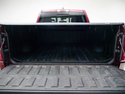 Used 2022 RAM 1500 Limited w/ Body Color Bumper Group AWD/4WD image 16