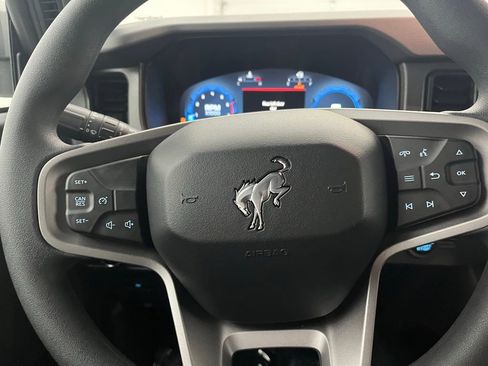 New 2025 Ford Bronco 4-Door image 20