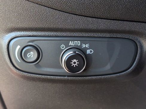 Certified 2023 Chevrolet Equinox LT FWD image 17