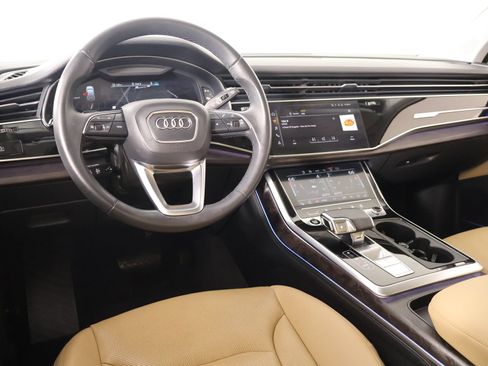 Used 2021 Audi Q7 3.0T Prestige w/ Prestige Package AWD/4WD image 2