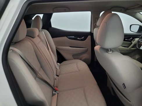 Used 2019 Nissan Rogue Sport SV w/ Technology Package AWD/4WD image 19