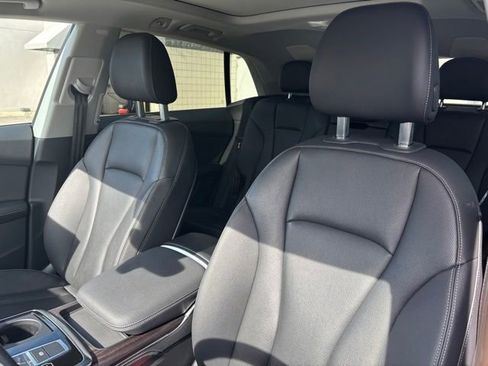 Used 2023 Audi Q8 Premium Plus w/ Premium Plus Package AWD/4WD image 17