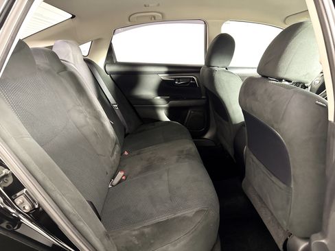 Used 2014 Nissan Altima 2.5 SV FWD image 33