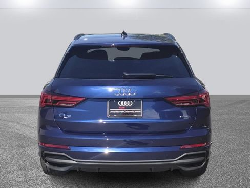 Certified 2025 Audi Q3 2.0T Premium w/ Black Optic Sport Package image 5