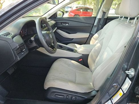 Used 2024 Honda Accord EX image 10