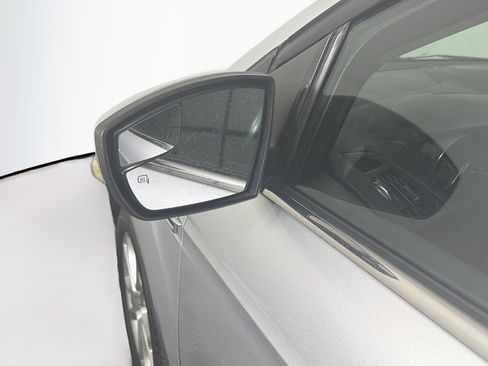 Used 2015 Ford Escape Titanium FWD image 16