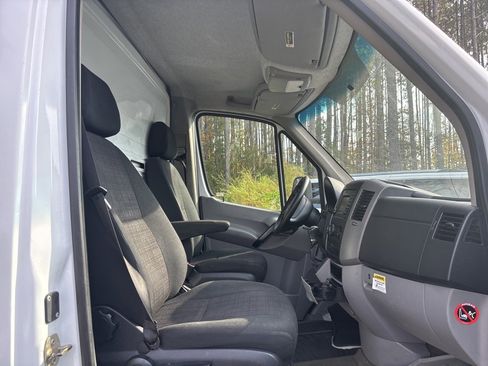 Used 2016 Mercedes-Benz Sprinter 3500 image 19