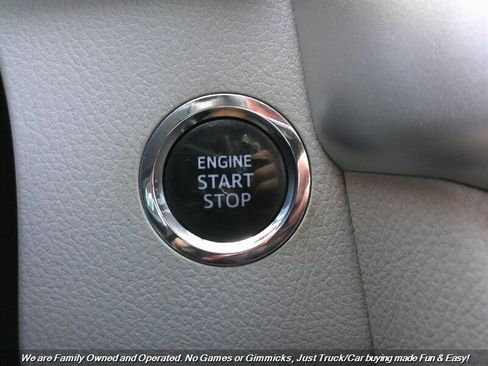 Used 2015 Toyota Highlander Limited image 46