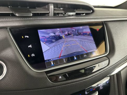 Used 2022 Cadillac XT5 Sportv w/ Technology Package image 18