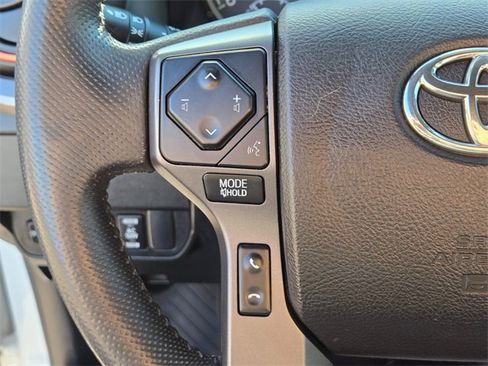 Used 2022 Toyota Tacoma TRD Off-Road w/ Technology Package image 27