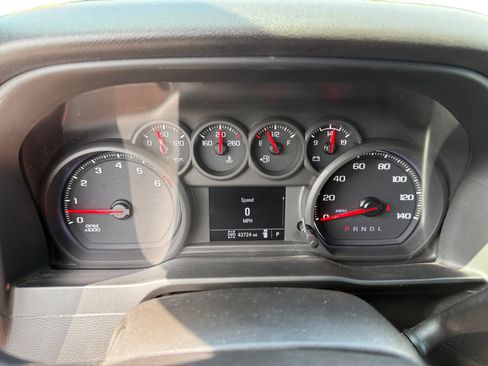 Used 2022 GMC Sierra 2500 Pro w/ Convenience Package AWD/4WD image 11