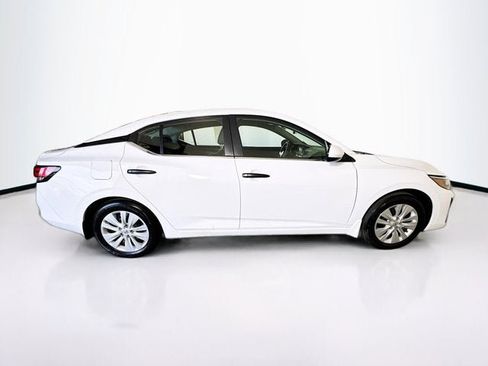 Certified 2025 Nissan Sentra S FWD image 4