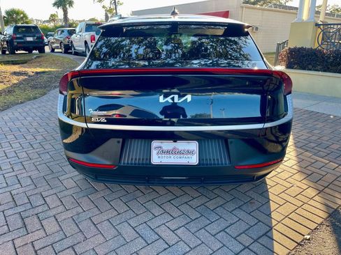 Used 2024 Kia EV6 Light image 4