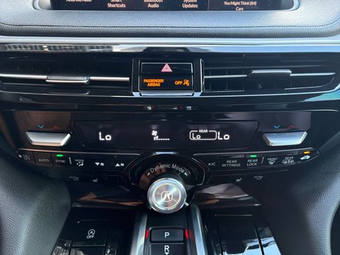 Used 2024 Acura MDX SH-AWD image 17