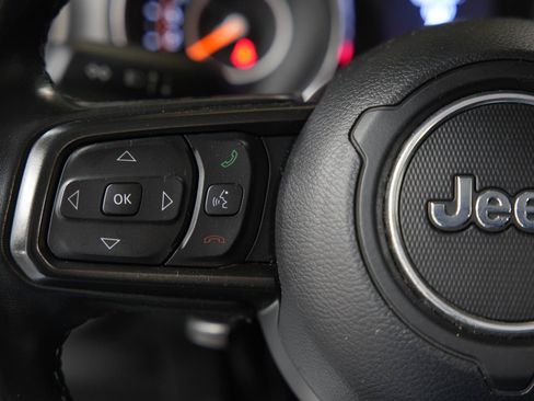 Used 2022 Jeep Wrangler Unlimited Sport AWD/4WD image 29