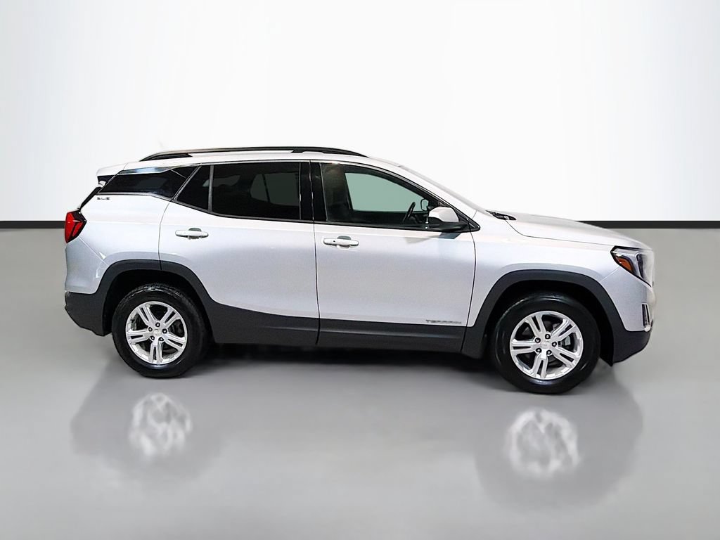 Used 2020 GMC Terrain SLE w/ Driver Convenience Package AWD/4WD image 10
