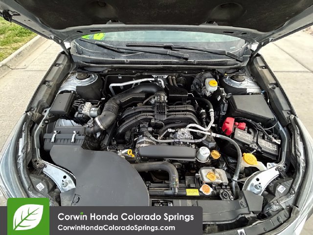 Used 2024 Subaru Outback Premium AWD/4WD image 32