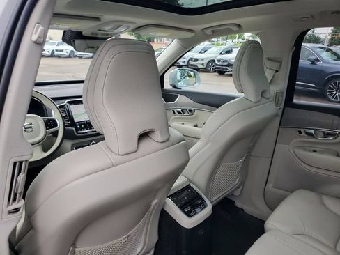 Certified 2025 Volvo XC90 T8 Plus w/ Protection Package Premier AWD/4WD image 27