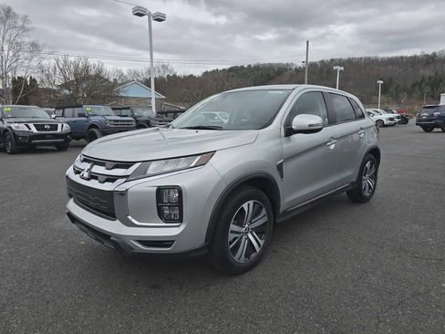 Used 2025 Mitsubishi Outlander Sport SE image 8