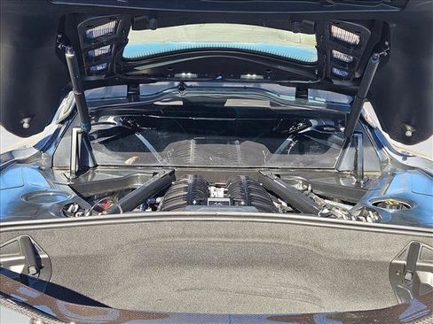 Used 2025 Chevrolet Corvette Z06 w/ Z07 Performance Package image 16