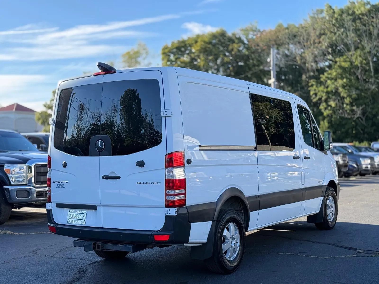 Used 2014 Mercedes-Benz Sprinter 2500 image 8