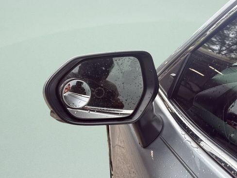 Used 2024 Toyota Camry SE FWD image 27