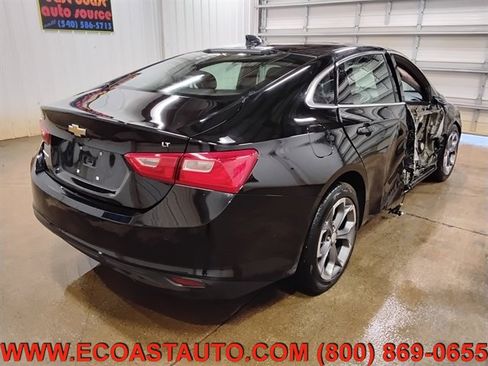 Used 2024 Chevrolet Malibu LT image 3