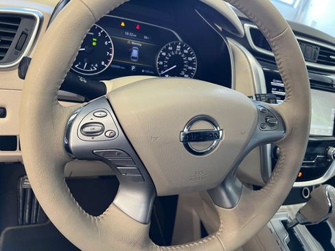 Used 2017 Nissan Murano SV w/ Cargo Package FWD image 18