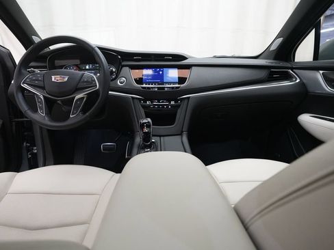 Used 2024 Cadillac XT5 Sportv AWD/4WD image 5