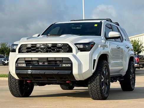 Used 2025 Toyota 4Runner TRD Sport Premium AWD/4WD image 3