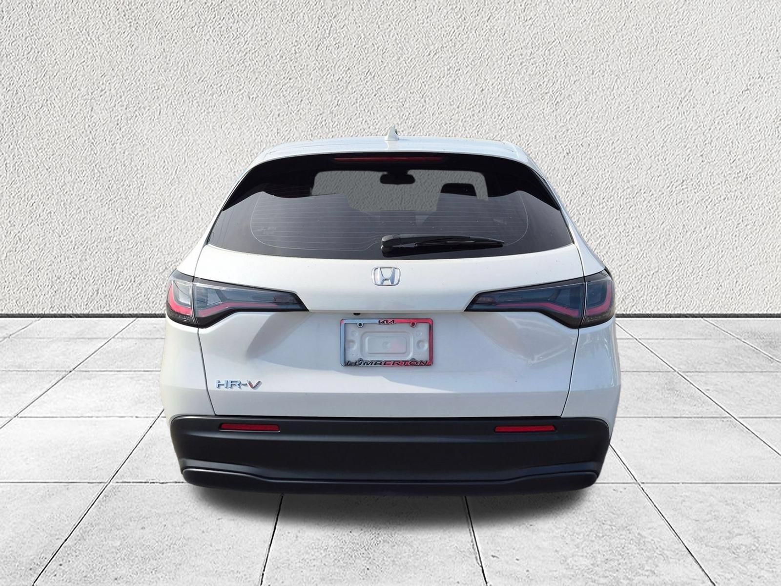 Used 2025 Honda HR-V LX image 4