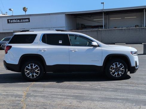 Used 2023 GMC Acadia SLE w/ Driver Convenience Package image 5