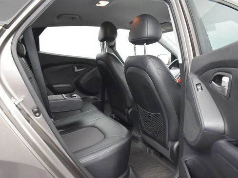 Used 2011 Hyundai Tucson GLS image 18