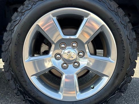Used 2018 Chevrolet Silverado 1500 LT w/ All Star Edition AWD/4WD image 26