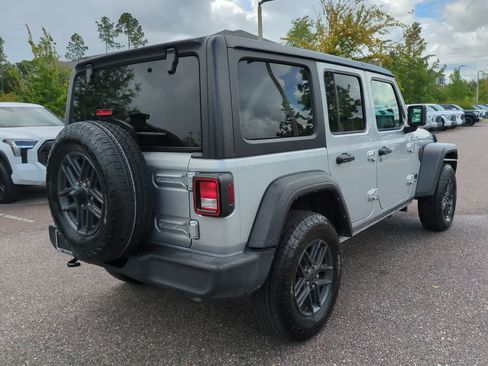 Used 2024 Jeep Wrangler Unlimited Sport AWD/4WD image 6
