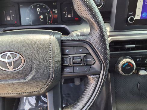 Used 2024 Toyota Tacoma SR5 AWD/4WD image 20