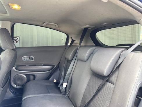 Used 2021 Honda HR-V EX image 18