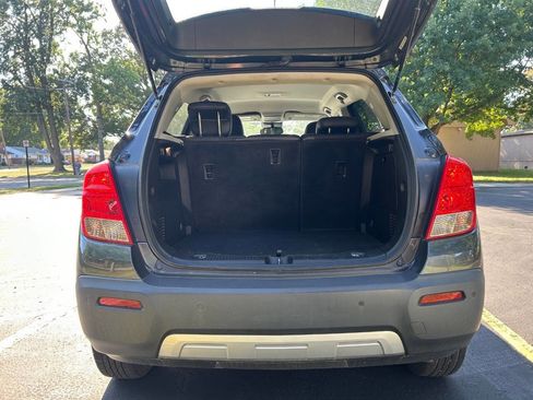 Used 2016 Chevrolet Trax LT w/ LT Convenience Package image 12