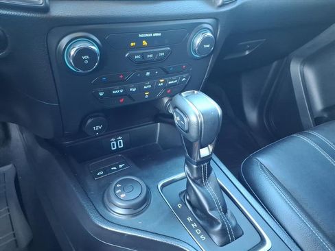 Used 2023 Ford Ranger Lariat w/ Technology Package image 14