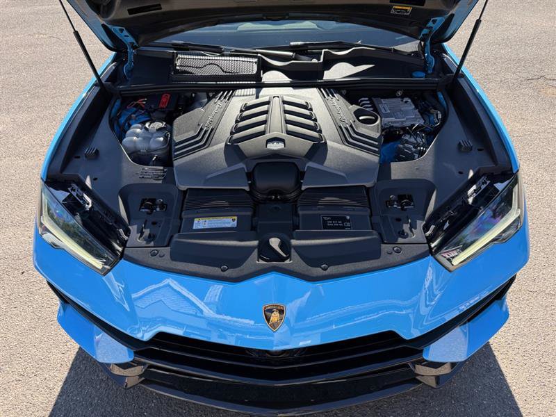 Used 2024 Lamborghini Urus Performante AWD/4WD image 11