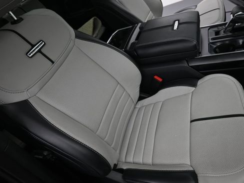 Used 2024 Ford F150 Lightning Platinum AWD/4WD image 19