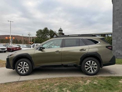 New 2025 Subaru Outback Premium image 9