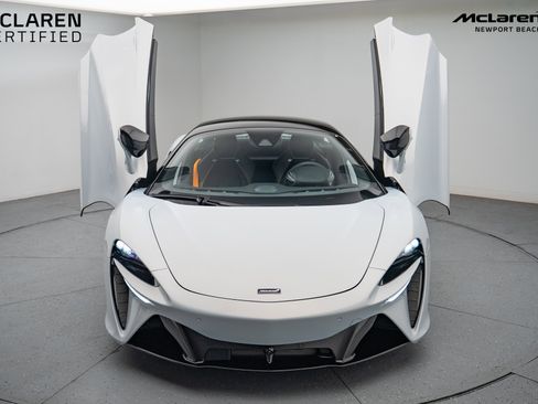 Used 2023 McLaren Artura Base image 11