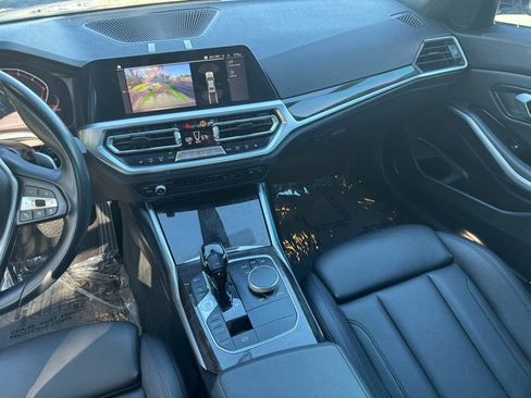 Used 2020 BMW 330i Sedan w/ Convenience Package image 11