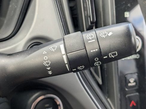 Used 2024 Subaru Crosstrek 2.5i Limited image 7