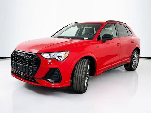 Used 2025 Audi Q3 2.0T Premium Plus w/ Premium Plus Package AWD/4WD image 2
