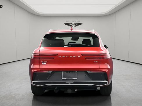 New 2026 Genesis GV70 2.5T Select image 13