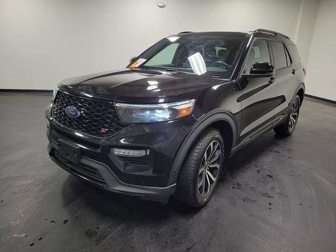 Used 2020 Ford Explorer ST w/ Premium Technology Package image 5