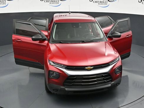 Used 2021 Chevrolet TrailBlazer LS image 25